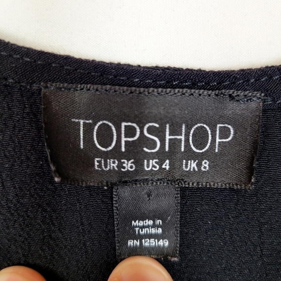 Topshop Black V-Neck Short Sleeve Peplum Top - Picture 5 of 7